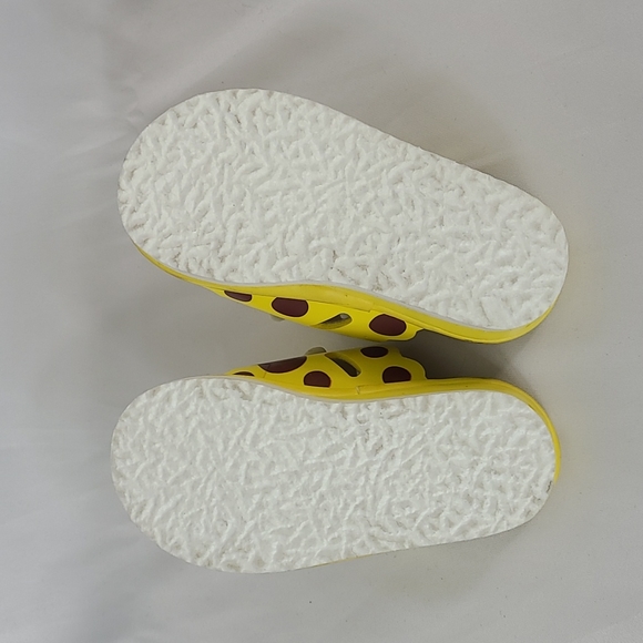 3 for$20💥- Kids Giraffe Sandals Toddler size 6.5 - Picture 4 of 7